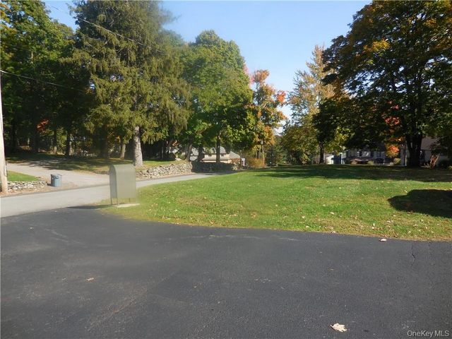 78 Duncan Avenue 4, Cornwall On Hudson, NY 12520