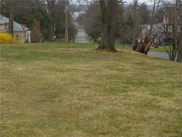 78 Duncan Avenue 4, Cornwall On Hudson, NY 12520