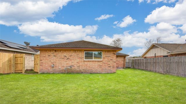 1411 Kappa Street, Pasadena, TX 77504