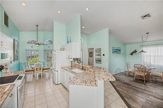 3474 Clubview DR, North Fort Myers, FL 33917