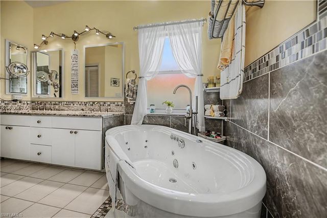 3474 Clubview DR, North Fort Myers, FL 33917