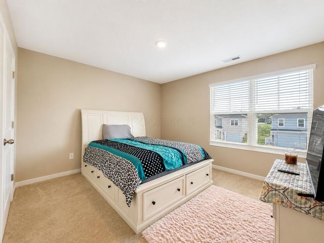 438 Faulkner Drive, Lithopolis, OH 43136
