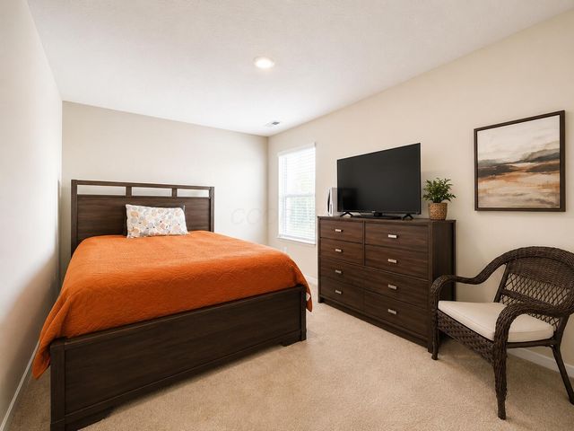 438 Faulkner Drive, Lithopolis, OH 43136