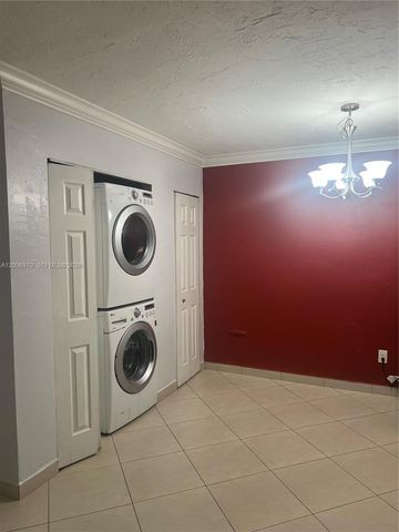 5505 NW 7th St W315, Miami, FL 33126
