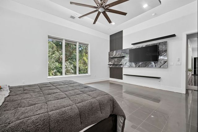234 City View Court, Cedar Hill, TX 75104