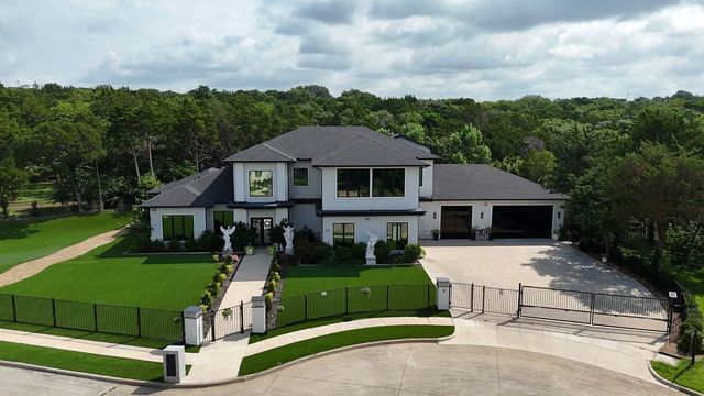 234 City View Court, Cedar Hill, TX 75104