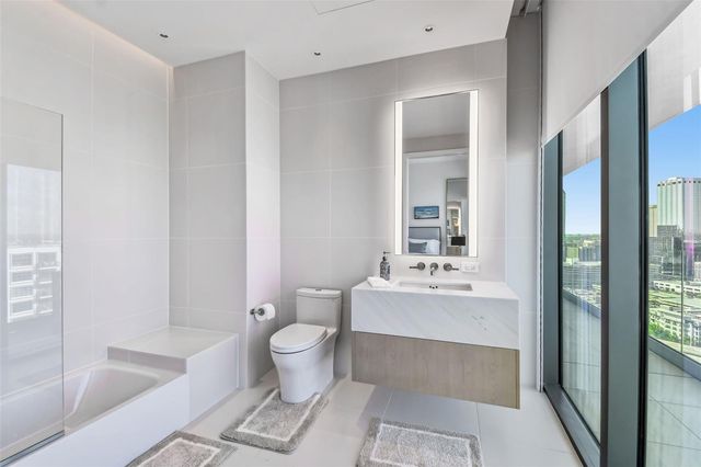 1000 WATER STREET 2202, Tampa, FL 33602