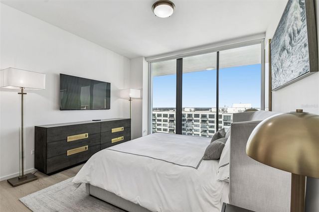 1000 WATER STREET 2202, Tampa, FL 33602