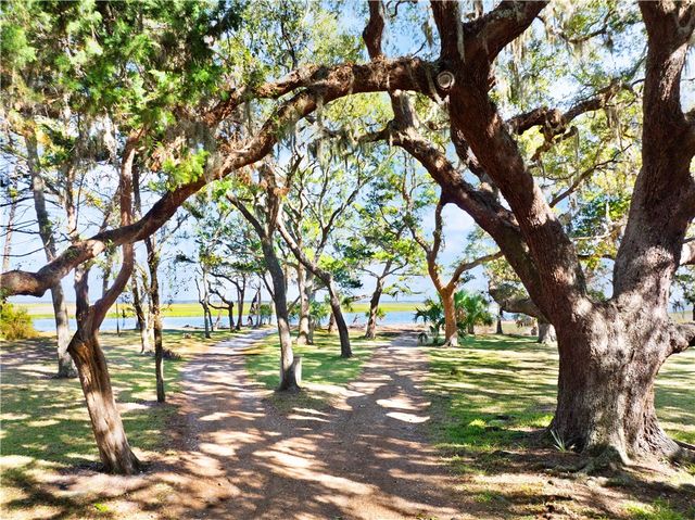 112 Clubhouse Circle, St Marys, GA 31558