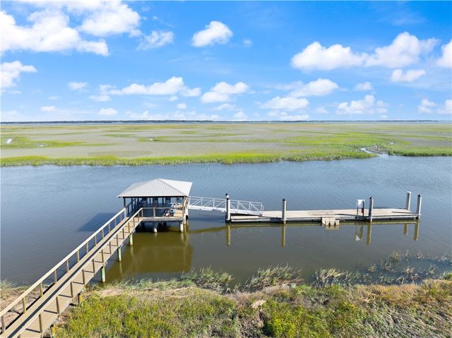 112 Clubhouse Circle, St Marys, GA 31558