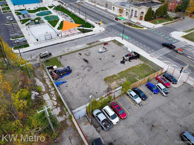 11661 Dexter Avenue, Detroit, MI 48206