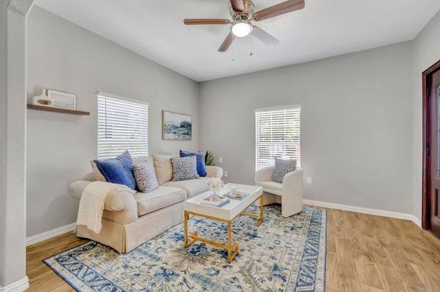 925 Brighton Avenue, Dallas, TX 75208