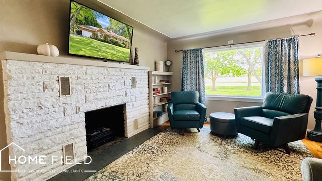 1989 N M-52 Road, Owosso, MI 48867