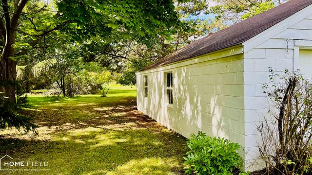 1989 N M-52 Road, Owosso, MI 48867