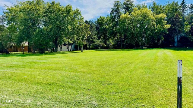 1989 N M-52 Road, Owosso, MI 48867