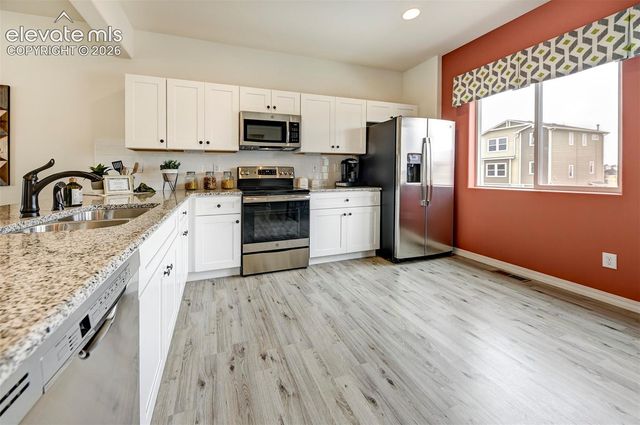 1827 Wildland Heights, Colorado Springs, CO 80910