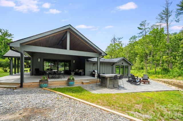 150 Shope Creek Road, Asheville, NC 28805
