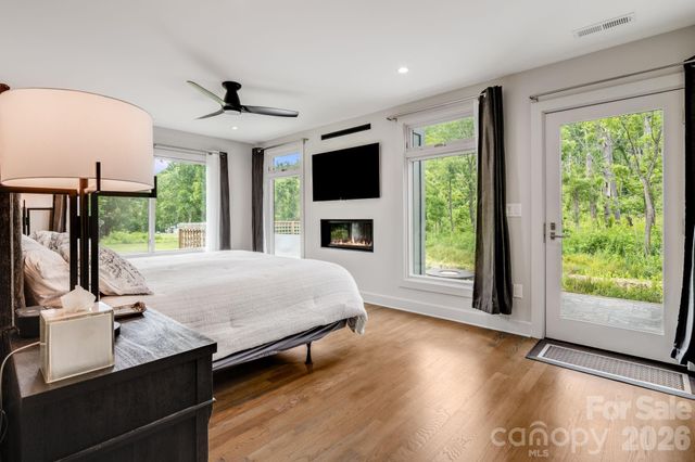 150 Shope Creek Road, Asheville, NC 28805