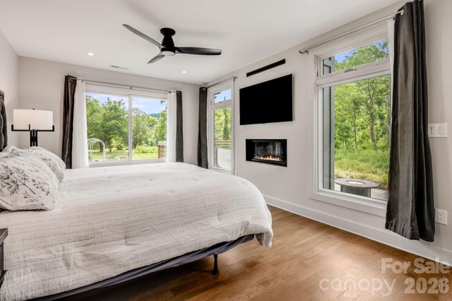 150 Shope Creek Road, Asheville, NC 28805
