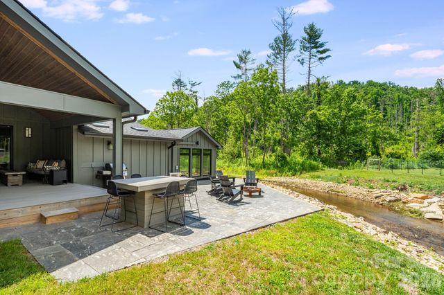 150 Shope Creek Road, Asheville, NC 28805