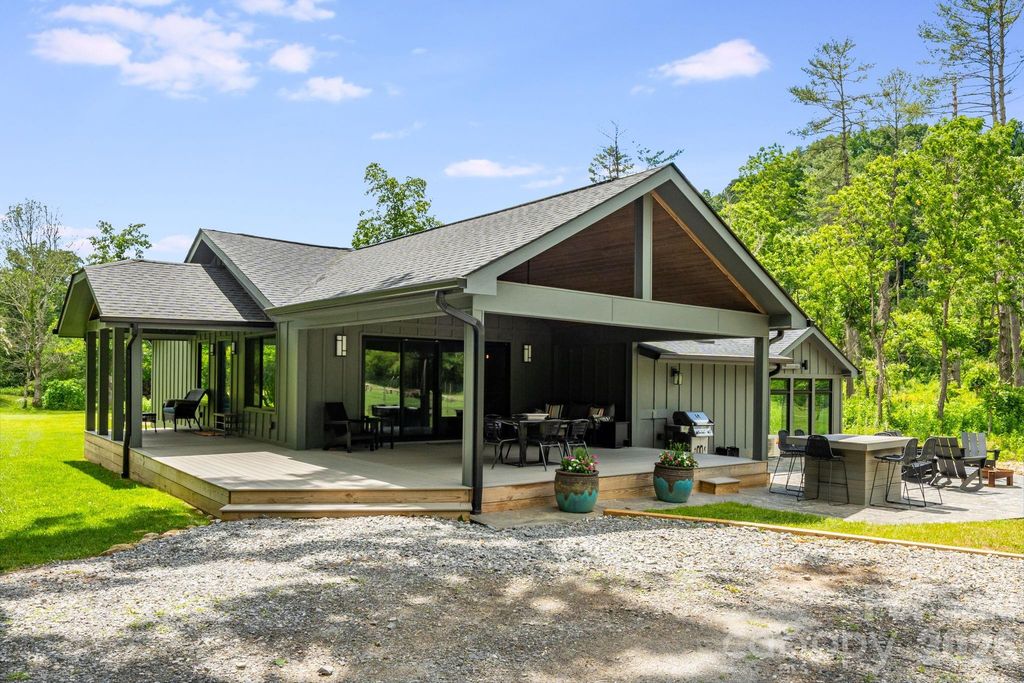 150 Shope Creek Road, Asheville, NC 28805