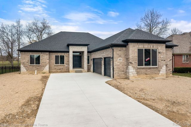 35873 GLENVILLE Drive, New Baltimore, MI 48047