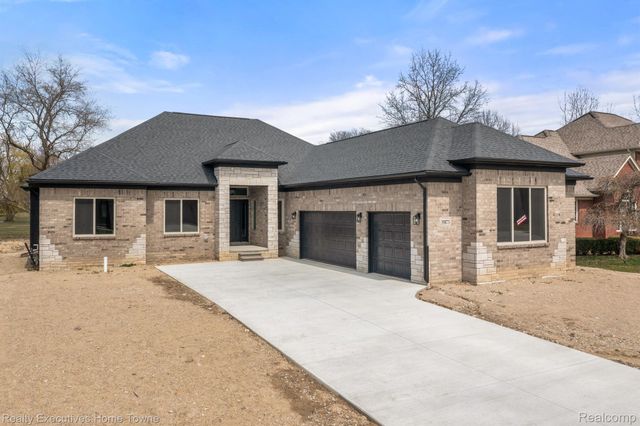 35873 GLENVILLE Drive, New Baltimore, MI 48047