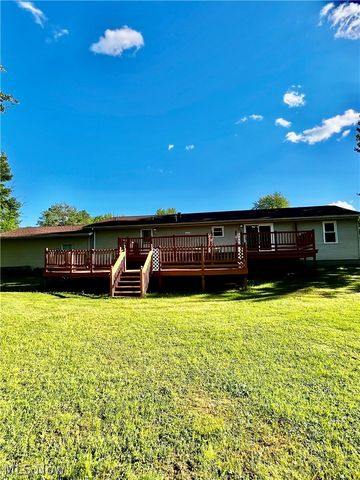 1324 Lake Vue Drive, Roaming Shores, OH 44085