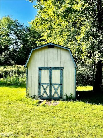 1324 Lake Vue Drive, Roaming Shores, OH 44085