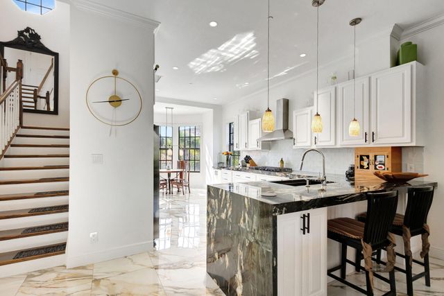 301 Del Sol Circle, Tequesta, FL 33469