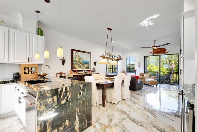 301 Del Sol Circle, Tequesta, FL 33469