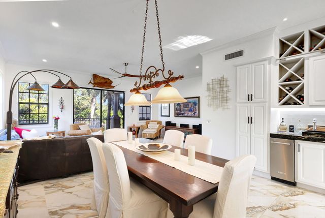 301 Del Sol Circle, Tequesta, FL 33469