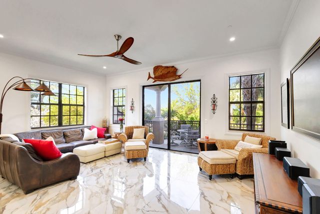 301 Del Sol Circle, Tequesta, FL 33469