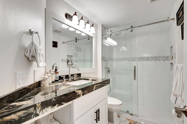 301 Del Sol Circle, Tequesta, FL 33469