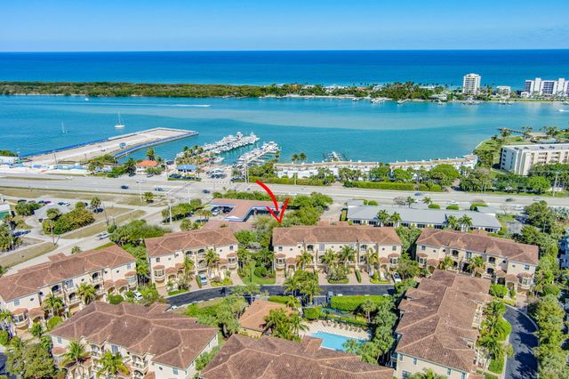 301 Del Sol Circle, Tequesta, FL 33469