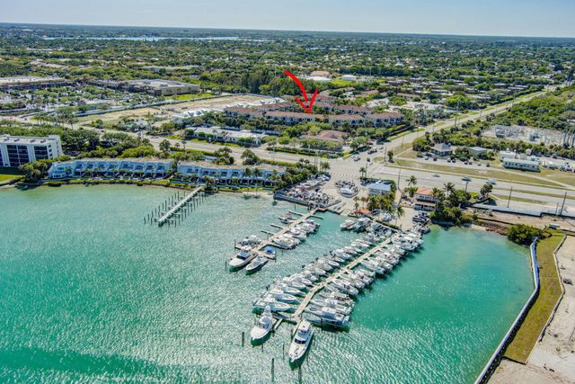301 Del Sol Circle, Tequesta, FL 33469