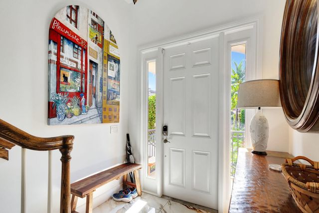 301 Del Sol Circle, Tequesta, FL 33469