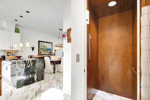 301 Del Sol Circle, Tequesta, FL 33469