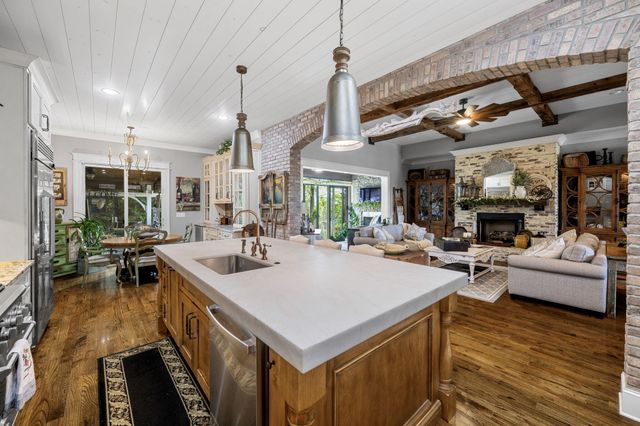 7890 Lexsaturno Lane, Ooltewah, TN 37363