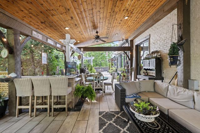 7890 Lexsaturno Lane, Ooltewah, TN 37363