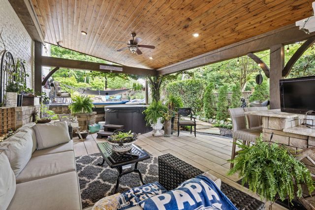 7890 Lexsaturno Lane, Ooltewah, TN 37363