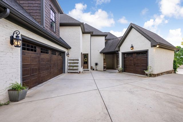 7890 Lexsaturno Lane, Ooltewah, TN 37363