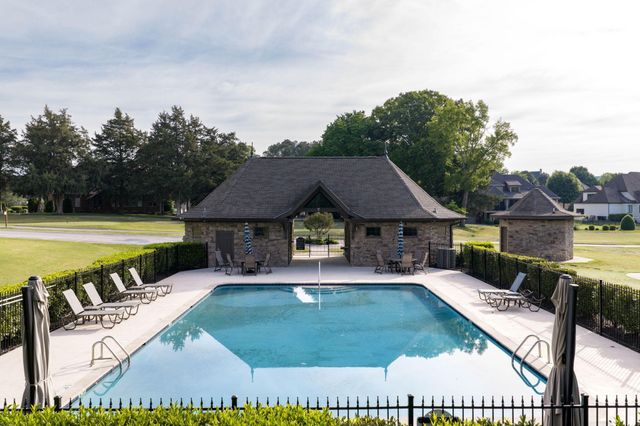 7890 Lexsaturno Lane, Ooltewah, TN 37363