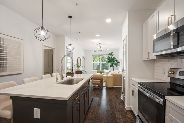 1677 54th Ave N Apt 124, Nashville, TN 37209