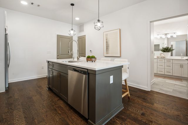 1677 54th Ave N Apt 124, Nashville, TN 37209