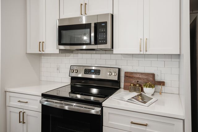 1677 54th Ave N Apt 124, Nashville, TN 37209