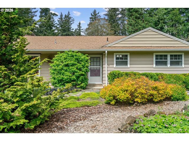 17555 DEEMAR Way, Lake Oswego, OR 97035