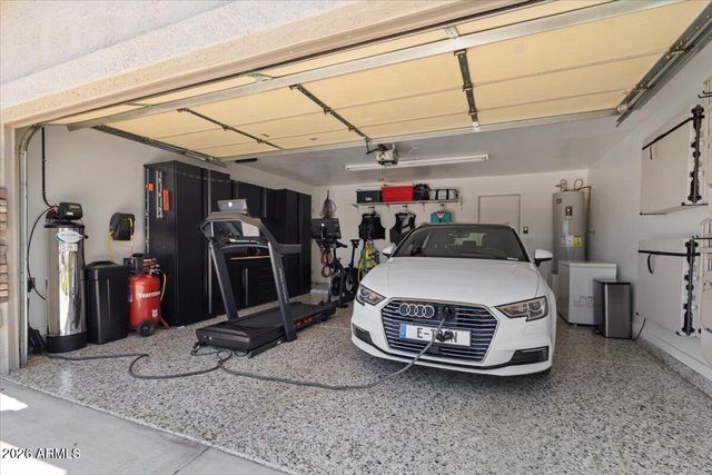 532 N FALCON Drive, Gilbert, AZ 85234