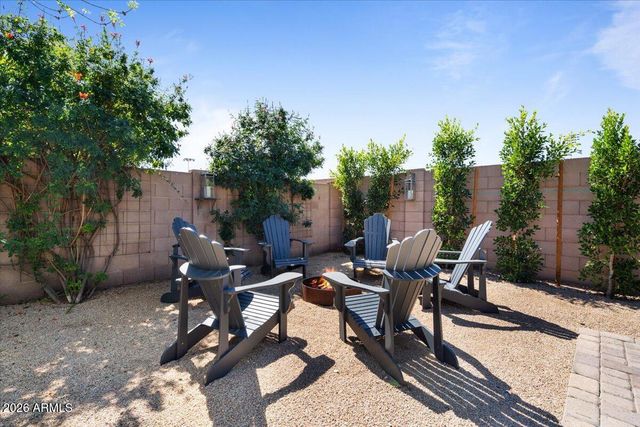 532 N FALCON Drive, Gilbert, AZ 85234