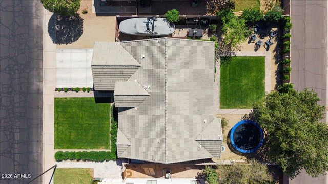 532 N FALCON Drive, Gilbert, AZ 85234